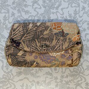 Lovely little vintage brocade clutch